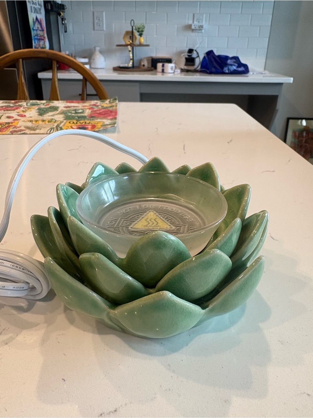 Scentsy Green Ceramic Lotus Wax Warmer